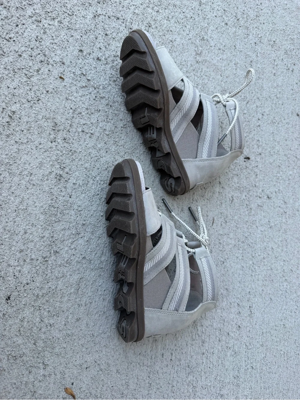 Women's Sorel Joanie Cutout Wedge Sandals in Light Gray